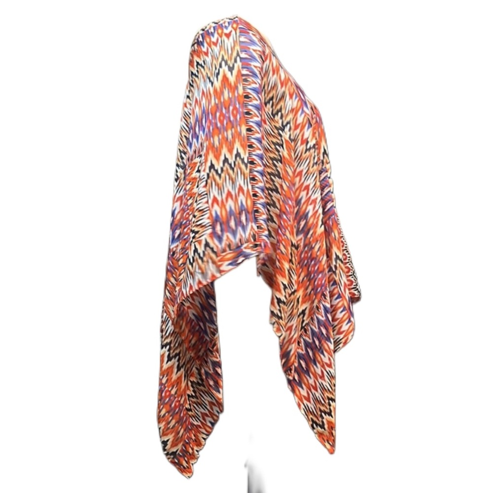 Abstract Patterned Drape - Picture 2 of 4